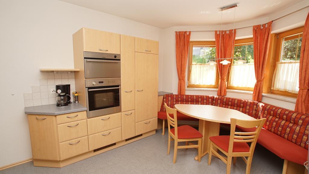 Villa Haus Andrea Schiestl Zell am Ziller Habitación foto